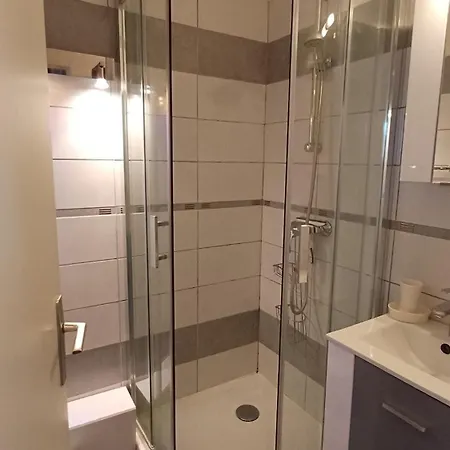 Appartement L'orangeraie T2 Clim Terrasse Proche A Pieds Gare Pour 1 A 4 Personnes *
